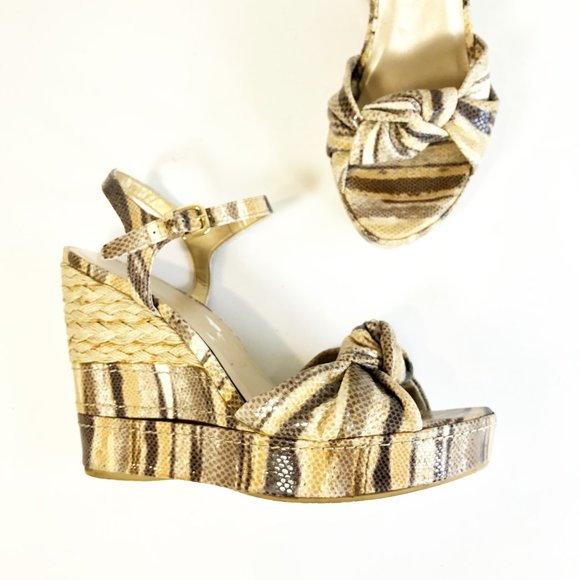 Stuart Weitzman Open Toe Platform Wedge Sandals 10 - Picture 3 of 10